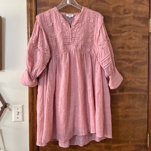 Size Large Umgee top